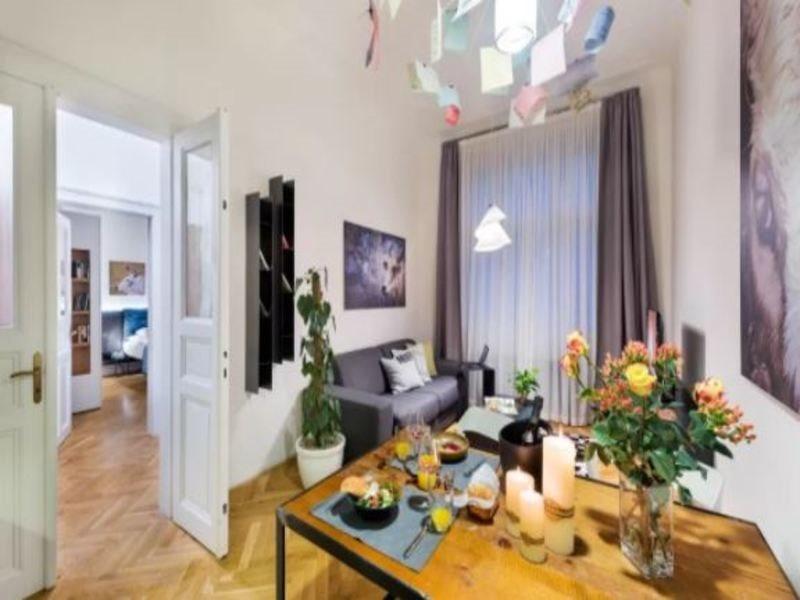 Mooo Downtown Apart Otel Prag